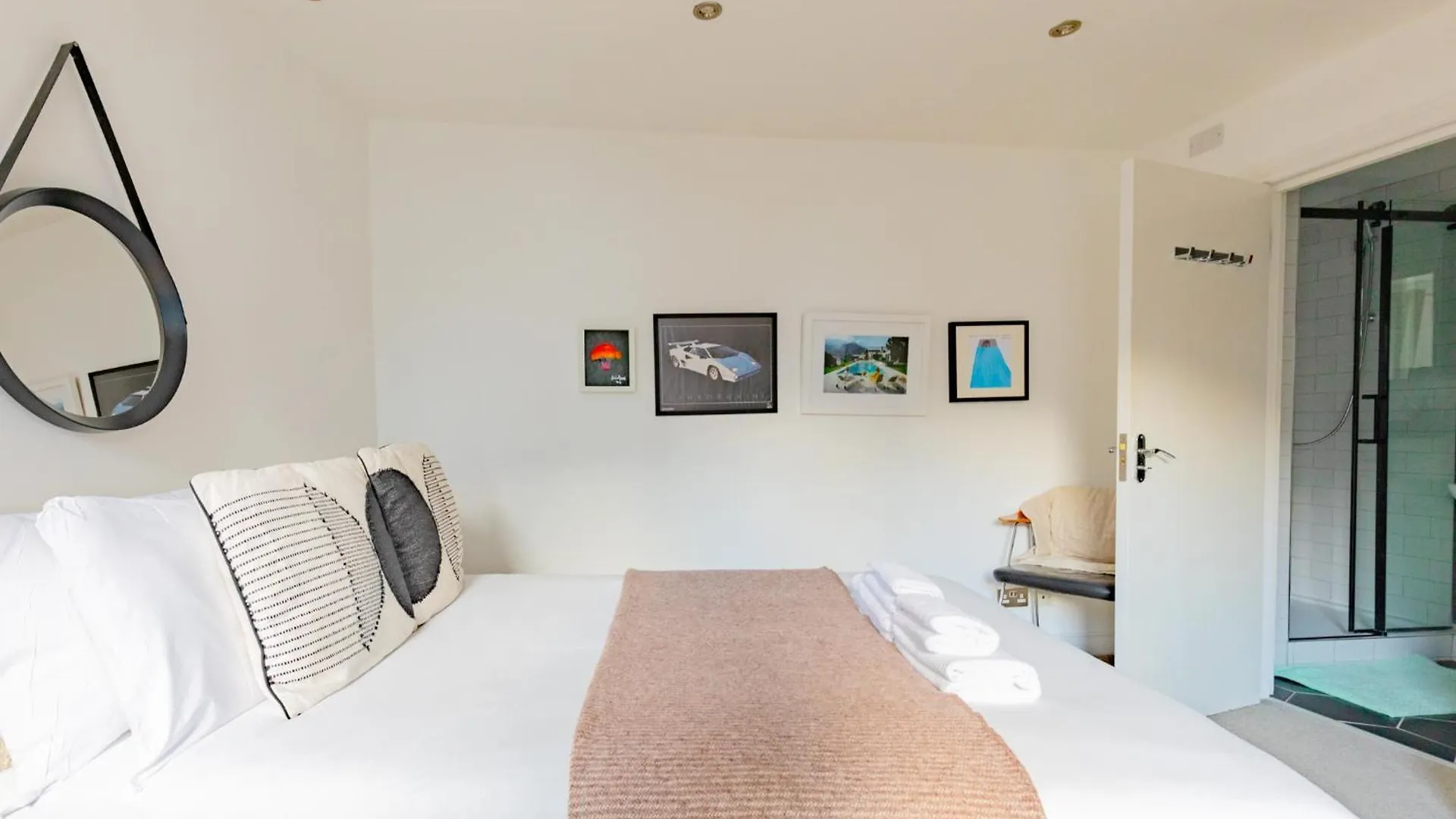 Contemporary 2Bd Flat With Balcony Shoreditch London 0*,  United Kingdom