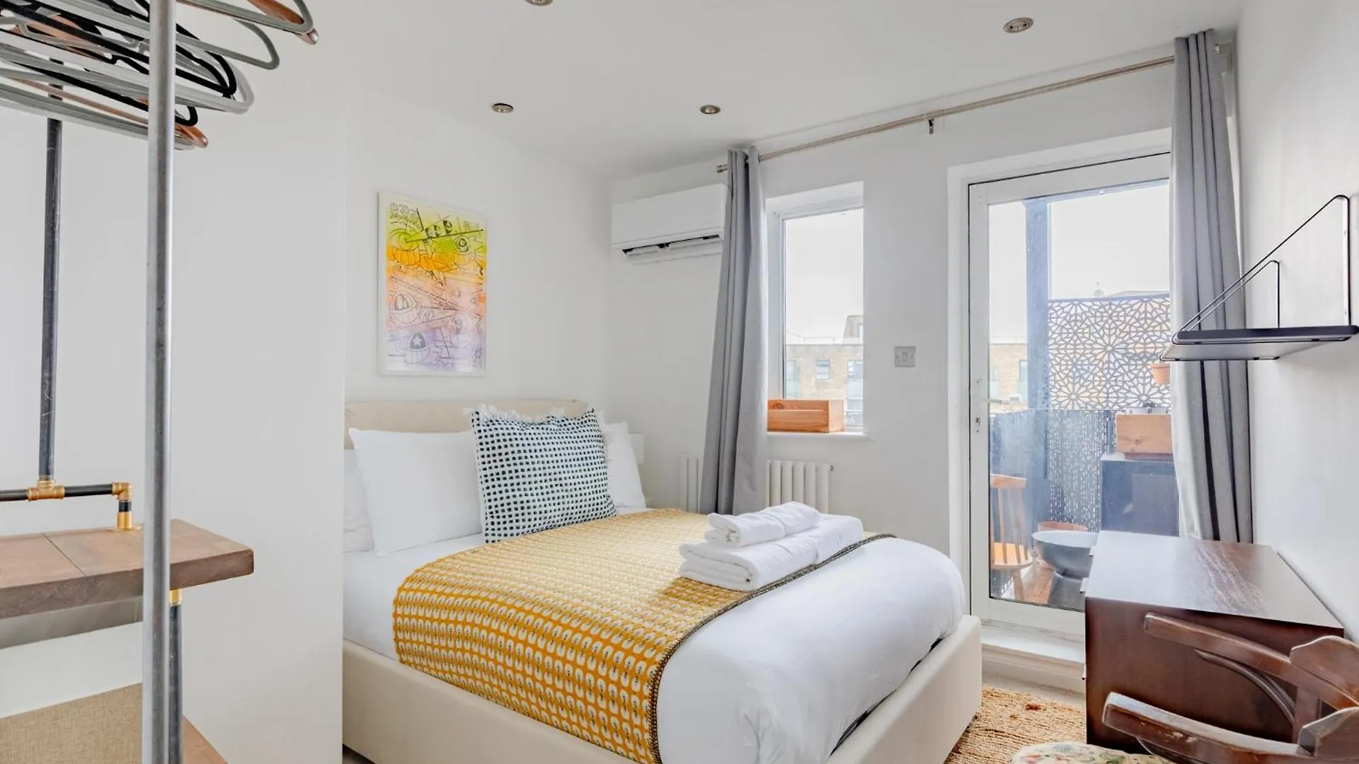 Apartment Contemporary 2Bd Flat With Balcony Shoreditch London United Kingdom